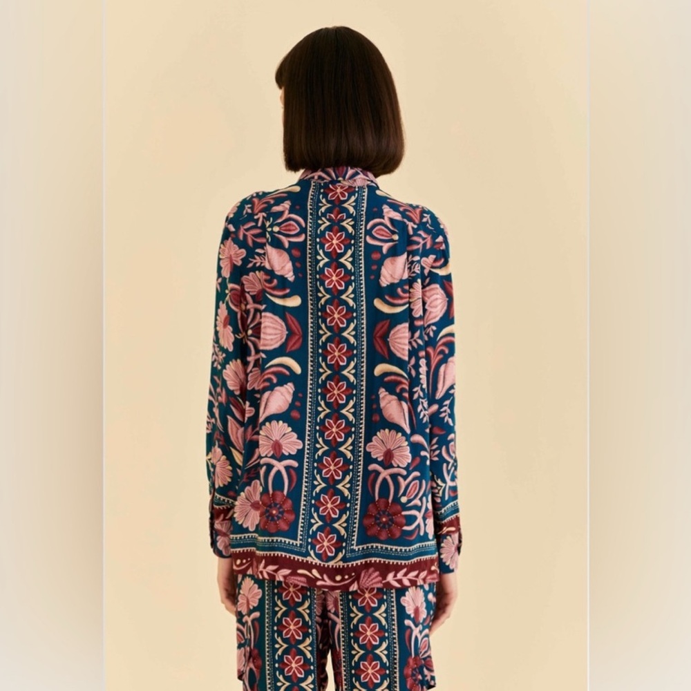 Farm Rio Shell Tapestry Button Down - Picture 2 of 6